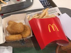 -麦当劳(保利若比邻店)