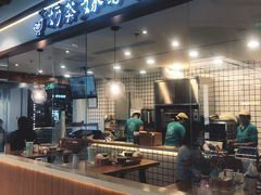 门面-南门金峰辣子鸡·玩串串(昌发展万科广场店)