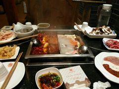 -百年川椒重庆老火锅(光谷店)