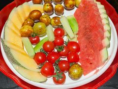 -艳阳天民俗村(公园路店)