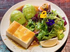 牛油果豆腐色拉-MIKAKU(万达广场上海宝山店)