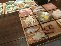 -银米·云南传统过桥米线(双廊黑金冠店)