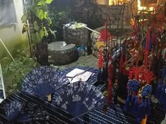 -百里峡七彩艺术小镇