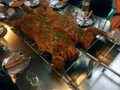 烤全羊-去吃小龙虾·江湖菜·烧烤(南滨路店)