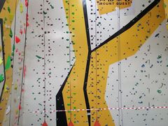 -问山MountQuest攀岩馆