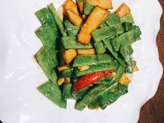 -青叶202都市餐厅(迪诺水镇店)