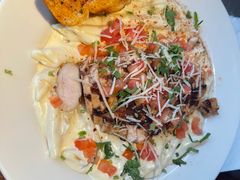 -Chili's Cafe&Bar奇利斯(滨江店)