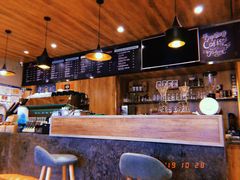 -ZING COFFEE 镜咖啡