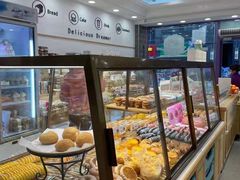 面包甜点陈列柜-巴莉甜甜(中环城店)