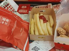 -塔斯汀中国汉堡(夏良地铁口店)