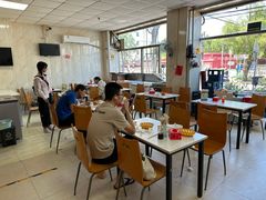 -洪峰浩老北京烧饼夹肉(角门路店)