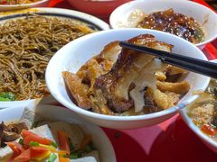 -蓝田九大碗民俗食府(蓝田店)