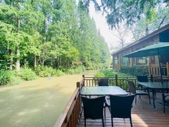 -上海怡沁园度假酒店