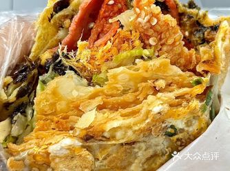 今天早饭安排煎饼果子热乎乎