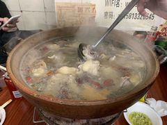 -威邵鸡煲(西华路总店)