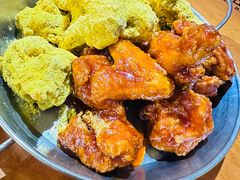 芝士和甜辣炸鸡双拼-BHC炸鸡(明洞总店)