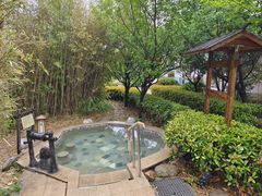 -汤山一号温泉度假区