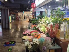 -第5大道精品休闲购物广场
