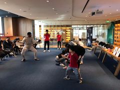 -蔚来中心(北京中关村店)