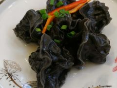黑麻麻陈醋饺-中山国际酒店中餐厅