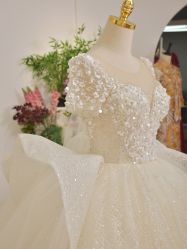 点击看大图 -HANSA韩纱婚纱礼服·龙凤褂·西装设计师集合店