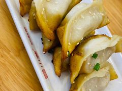 -小姜锅贴(凤凰街店)
