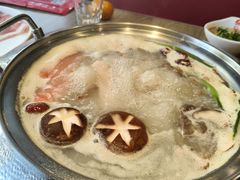 -彤德莱火锅(果园路店)