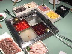 -海底捞火锅鲜切牛肉主题店(长寿路店)