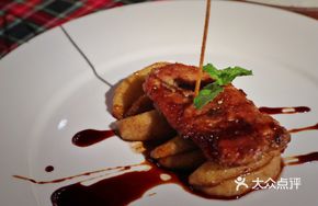Foie Gras with Red Wine Sauce