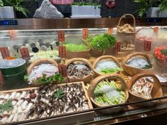 -一绪に和牛寿喜烧(罗湖益田假日店)