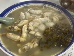 黄鱼蛏子面-明呈黄鱼面馆(斜土路店)