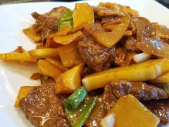 酸笋炒牛肉-美极鲜食坊(宝安南路店)