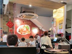 -滋味满屋美食坊(上海街店)