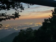 -紫金山山顶公园