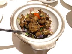 砂锅葱香蛙-南麓·浙里(外滩店)