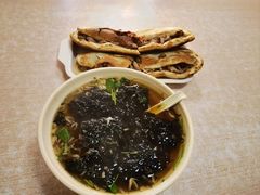 -宝光熏肉鞋底火烧(新街口店)