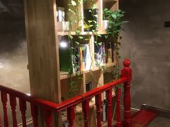 -HIGH FIVE哈福手工汉堡(桂林路店)