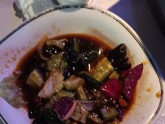 -徐记小怪兽肉蟹煲(中央大街店)