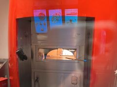 -城市大道红炉披萨烘焙坊