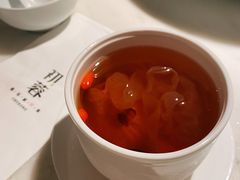 冰糖桃胶炖雪梨-初蓉丨遇见新川菜(亲贤街荣耀店)