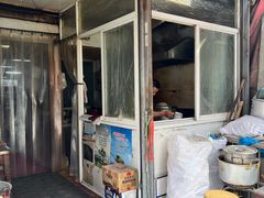 -小许三鲜砂锅馄饨店(家多乐烟酒店)