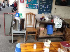 -梁阿婆廿年老牌扣肉糯米饭