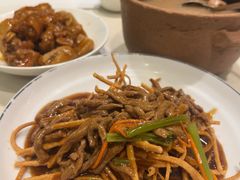 -刘胖子家常菜·蹄花焖藕(江汉路总店)
