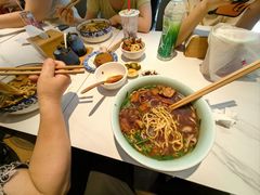 -镇南锅盖面馆(解放路店)