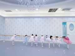 -Isee灰姑娘(龙湖狮山天街店)