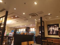 大堂-星巴克臻选(威海威高广场店)