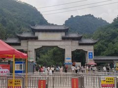 -黔灵山公园-南门售票处