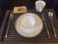 餐具摆设-喀什骑仕大观园