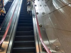 -红土地(地铁站)