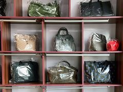 -翰皇直营洗衣洗鞋(望京鹿港店)